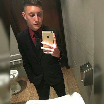 LautaroBernal05's profile picture. ¡Club Atlético River Plate!❤
#Messi #10 #Idolo⚽
(Fb:Lautaro Bernal)
(Ig:Lautarobernal05)
[ÚNICAS CUENTAS]