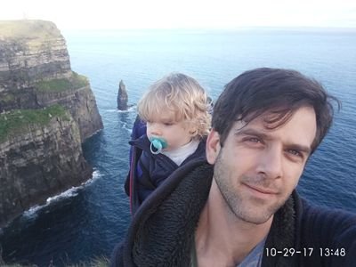 eyalmed's profile picture. "Life is what happens while you're busy making other plans"