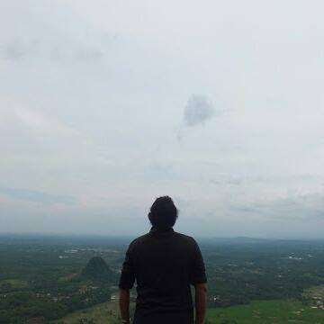 hendriqfk's profile picture. (sudah bukan) Mahasiswa | Menapak-Menjejak