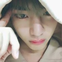 kimtaehyung v (@kimtaehyung072v) 's Twitter Profile