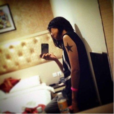 xytozuke's profile picture. คนที่ใช้ชีวิตด้วยเหตุผล..และความบ้าคลั่ง