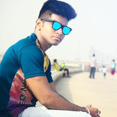 👑
Wanderlust 🌏
❤∞
Karma 🔄
👔Entrepreneur🎭
👻harshmakwana22