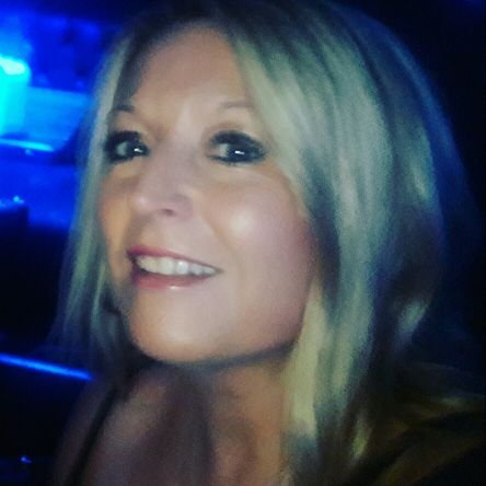 blondeA19's profile picture. 