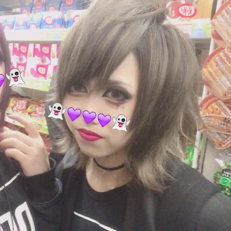 HERESY♡ 派手髪がやめられない(´-ω-`) 美容師ですDIAURA / ヴァージュ / NAMELESS / RAN etc… пехτᕀᕀᕀ