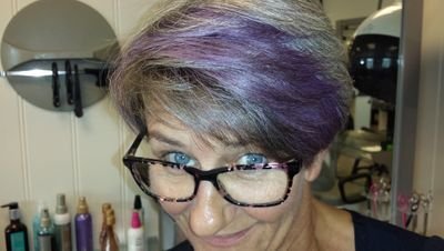 LiabLiv's profile picture. Sports— pumper jern. Er og blir frisør. Music ,hører på alt bare det har rytme.