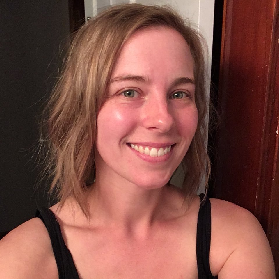 a_l_i_c_i_a___'s profile picture. 