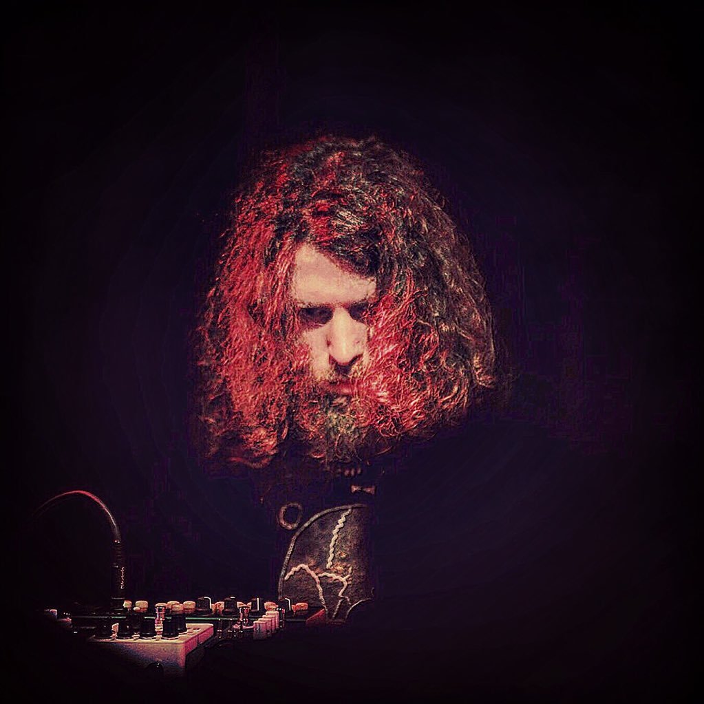 musician of some kind in San Francisco that is I guess a part of this trueindigo thing too: https://t.co/6byar4Z4CC