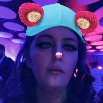 LisaNesbitt84's profile picture. 