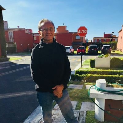 Poesía y Literatura. Ciencias Políticas. Noticias. Música