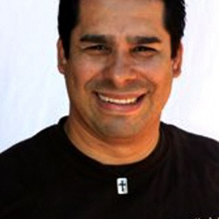 Musician who loves Jesus more than anything else. Active in the life of the church mainly with worship songwriter.