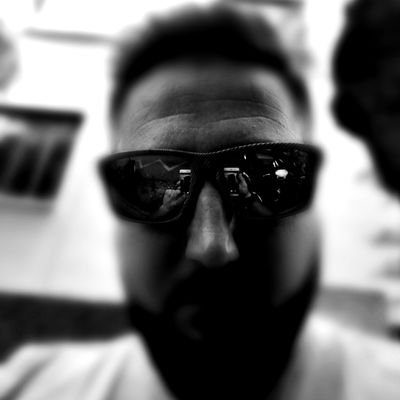 Sug27's profile picture. Educador Social , cuanto marca la genética y cuánto el contexto, amo el deporte , aunque cada vez más desde el sofá