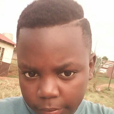 My name is money maker DJ KHALED,Khaya,chill bite,Gclaim I am a rapper ymcmb-young money cash money Billionaires man Girl friend maker no one can stop me man oh
