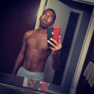 Always staying humble😍💕💕💖💖❤ keeping 💞💚💯💯my head up never give up yo goal🏉🏀🏉 I'm pretty chill person I play basketball 🏀🏀🏀for fun my music is rap just hit me up