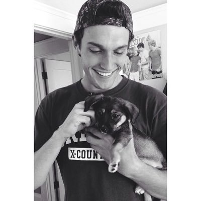 JaylenRoss11's profile picture. Gay - Music lover - Scorpio