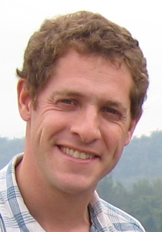 Ex-pro sailor and software developer, living outside SF but a New Yorker always at heart.