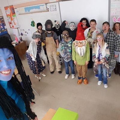 We are 7/8/9 students who are fun, energetic, and supportive. We are looking to expand our learning opportunities by building an online network of classrooms!