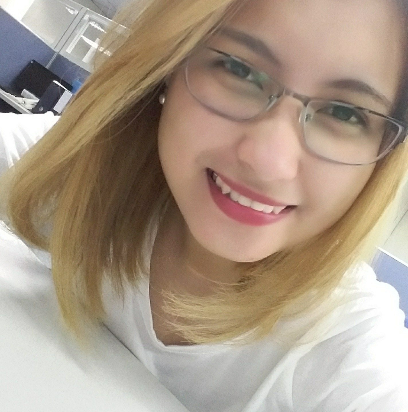 bethpenaflorida's profile picture. 