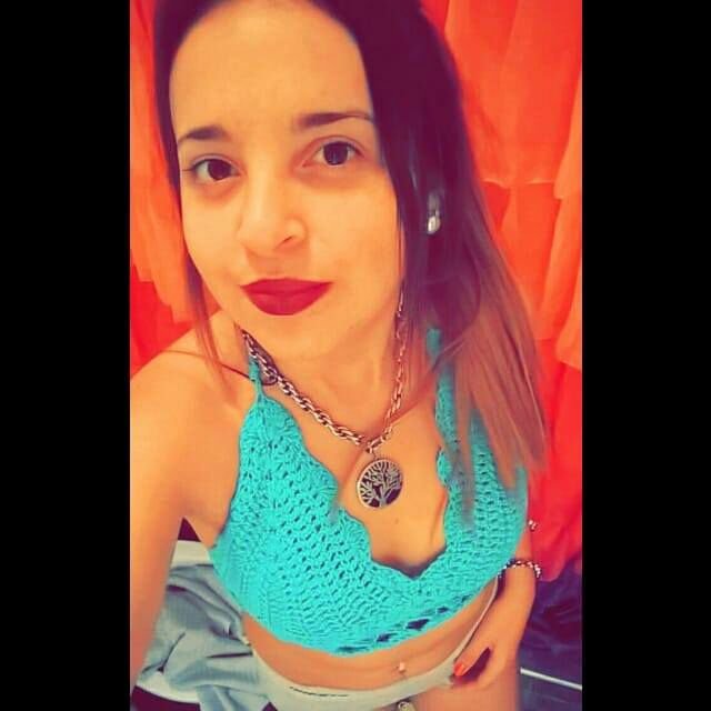 21 inviernos ❄, fut. Abogada  ⚖ 
🏡 Maciá
🏢 Sta Fe
♥UCR
💜 Franja Morada