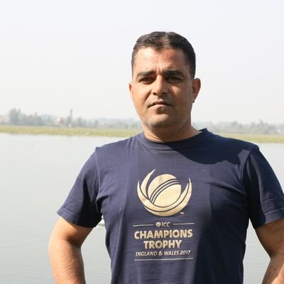 Sports Journalist || played Volleyball sport at national level and Cricket at local || injured many players by my speed || Enjoying Life ||