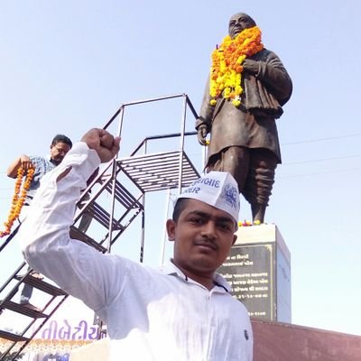 🙏RASHMIN PATEL 🙏
Social youth fighting for the right of youth, Farmers and women Empowerment.
💝Humanitarian .
🇮🇳वंदे मातरम् 🇮🇳