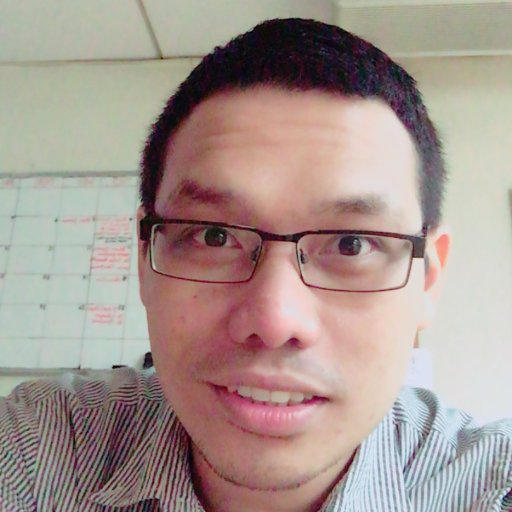 Trying hard humorist, ophthalmologist #แพทย์ #ฟิลิปปิน #จักษุแพทย์ #眼科医