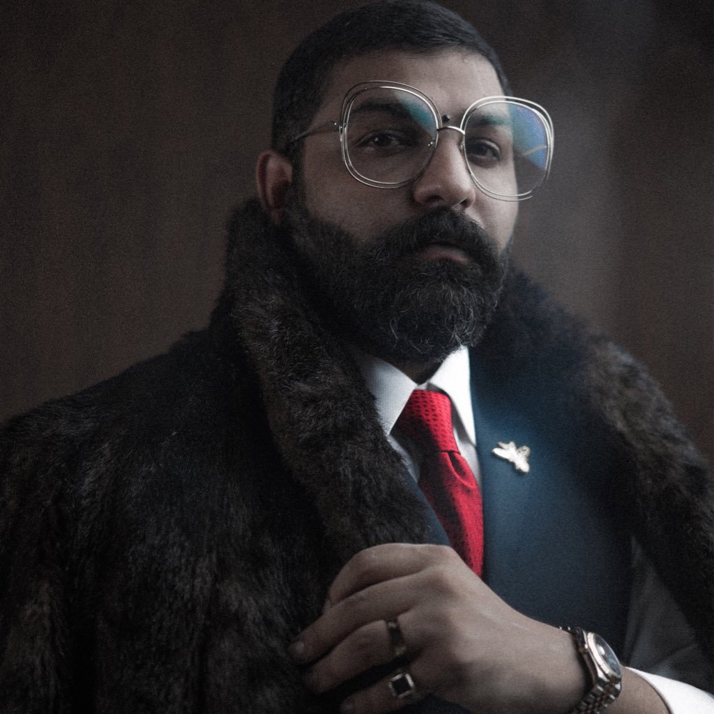 CEO/Creative Director at Ali Xeeshan Theater Studio. Fashion illusionist. There’s only one legend. c'est moi
