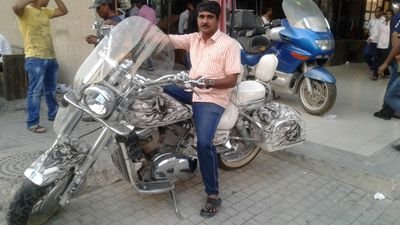 Asanthoskumar52's profile picture. 