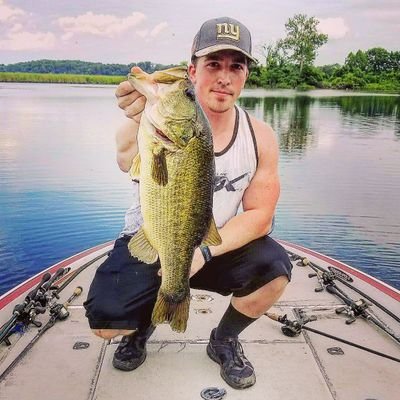Chiropractic Assistant,World Gym Employee, Gym Rat, Fishermen, IG:kyoung199