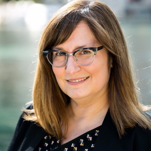 Marketer for Good, Curious about all things #Digital (and lots of other stuff), Proud Southsider, Mom x 2. Opinions my own.