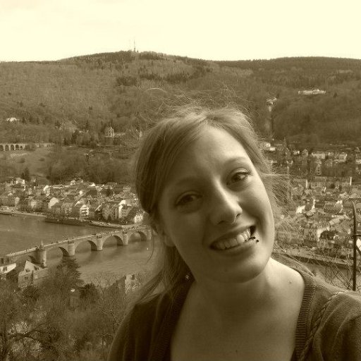 KathLahr's profile picture. 