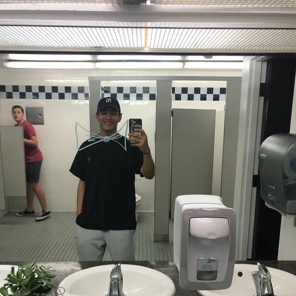 kye_labit's profile picture. kyendo