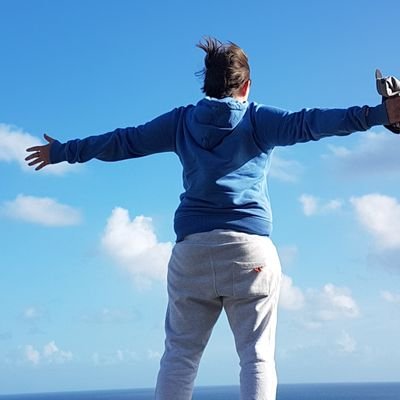 Drewstheworld's profile picture. live, laugh, love
music is the soul