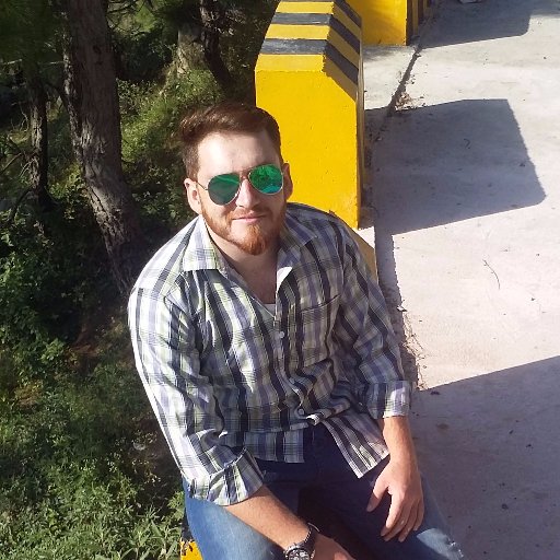 farhan_basheer's profile picture. Designer and Developer.😎