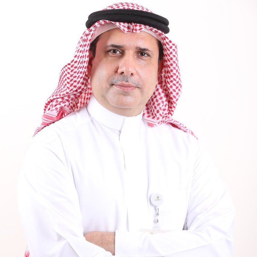 استشاري جراحة العمود الفقري الخبر 0138711080
