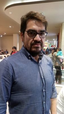 Psicologo con grado Licenciado, de caracter fuerte y con las cosas claras, vegetariano, amante de la vida, de Mi Familia y los nuevos desafios.