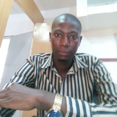 Ayofecoder's profile picture. Software Engineer 👨‍💻||Tech Community lead & Tutor||Music lover ❤️