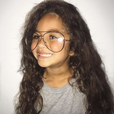 FrailYouth's profile picture. ──                                                                                                             ❛You'll float too!❜ 「#IT」─ descriptive