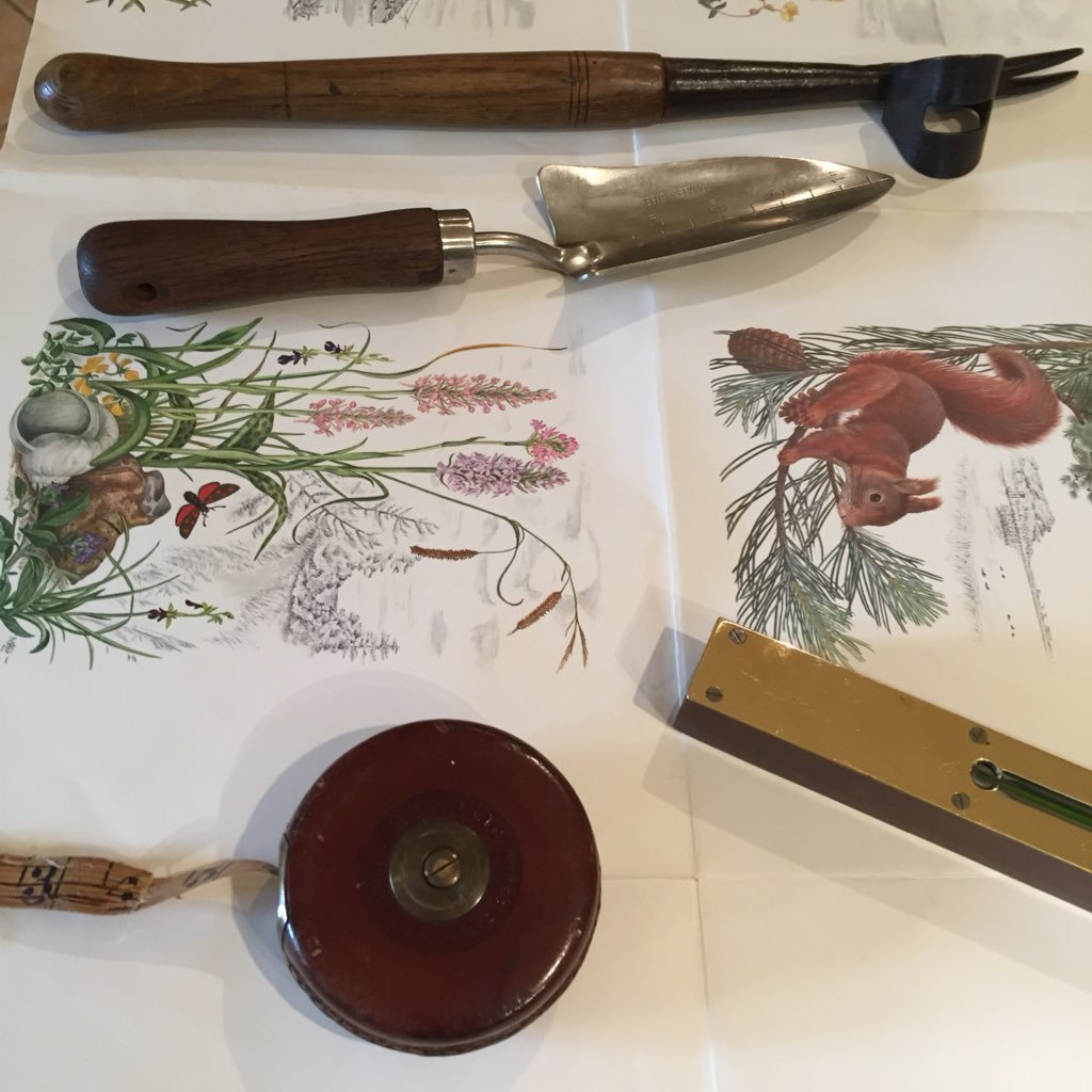 Hoggy's Antiques is found within Domestic Science in Tetbury and from Sunday 5 th November in The Malthouse collective ! at Salmon springs Stroud !