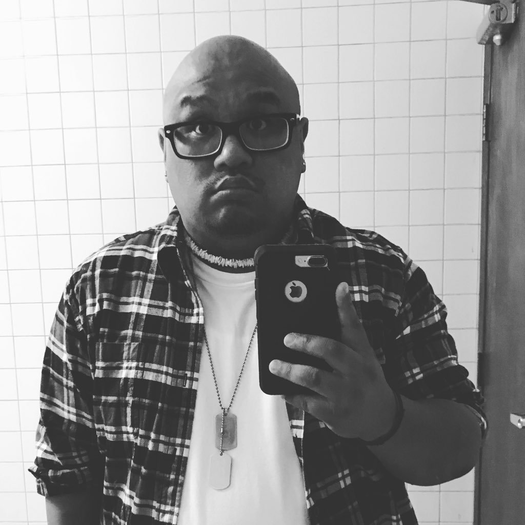 Vincie_Pooh's profile picture. a guilty pleasure. Into Hip-hop, action figures, comicbook head, & geeky in my own way. https://t.co/oqbZKT7J6t #vinciepooh