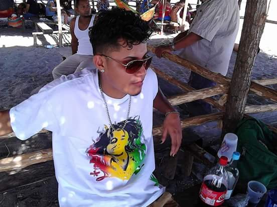 Danielv71054154's profile picture. 