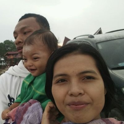 TMacharo's profile picture. Politik santai