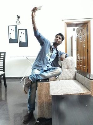 Perumal13566909's profile picture. 