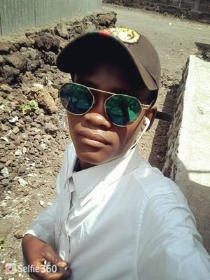 Antufboss nai de puit 2000 jsuis peut petite jai comenser araper de puis 2014 alore que persone qui ma montre je suis partou https://t.co/1RdiVhsOM0 rappeur comorien