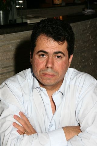 nivalmartins's profile picture. 