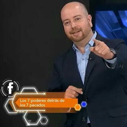 Productor y Conductor de Programa de Televisión en cadena Nacional por #emprendedores para emprendedores.
Hijo de la viuda