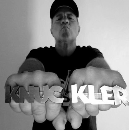 Gutter Horror Author '18 Best International Novel '11 IPPY Best Horror Novel HWA Member https://t.co/ELPfIesktU Knuckle Supper on YT https://t.co/KySVHaH3Ry