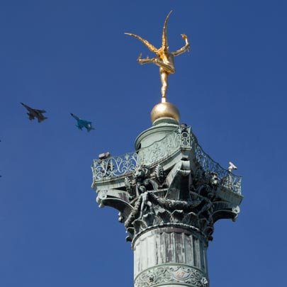 Pour une droite forte sur les questions régaliennes  mais sociale, souverainiste et respectueuse du peuple.