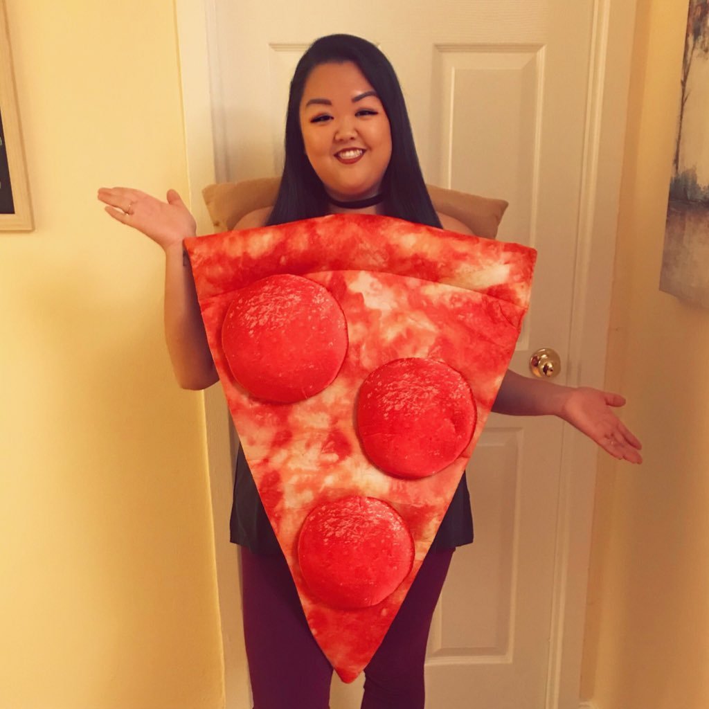 casey_meow's profile picture. Turning into a dog person and scared. Future (unofficial) nfl correspondent. Baker Mayfield and DJ Moore adversary.