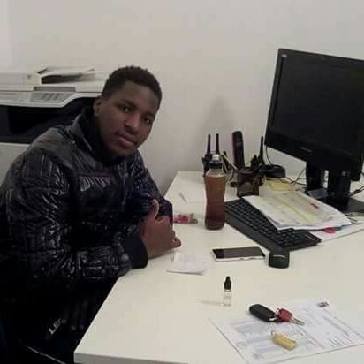 THierno80091838's profile picture. journaliste