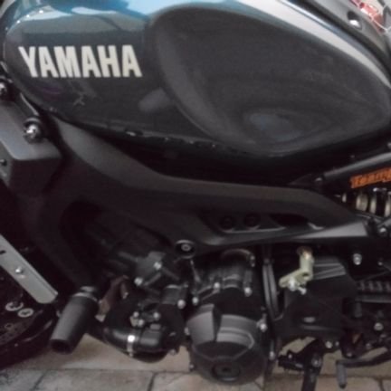 nazeka_yamaha's profile picture. 名古屋で17年式R6と16年式XSR900乗っています。
無言フォローですみません。